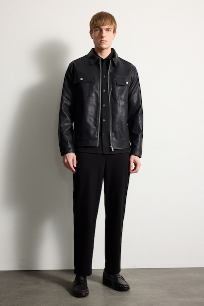 Slim Fit денеге қонымды поло жағалы астары бар найзағайлы жасанды тері куртка