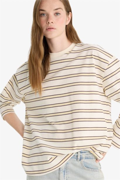 سويت شيرت مخطط قصة فضفاضة برقبة مستديرة