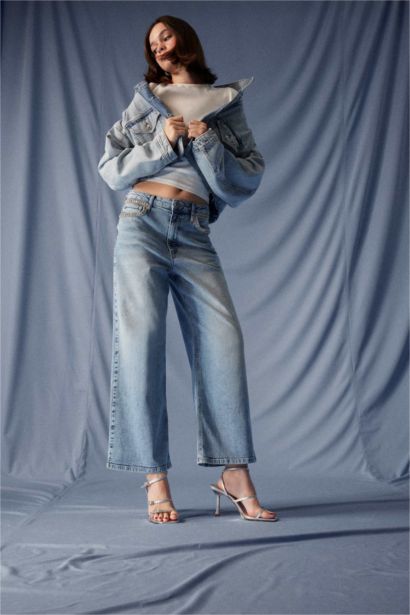Wide Leg High Waist Ankle Length Jeans