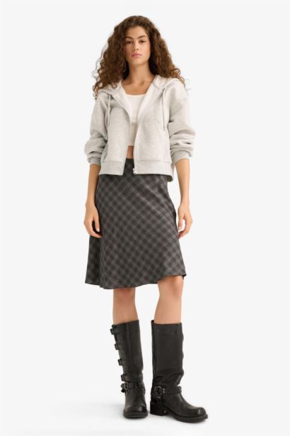 Jupe mi-longue évasée taille haute en viscose à carreaux