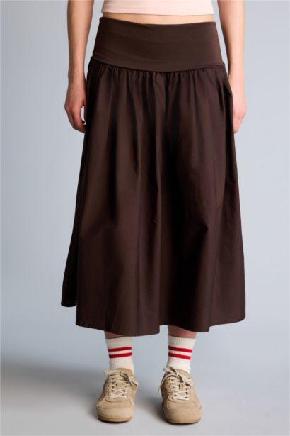 تنورة ميدي بوبلين بقصة A بخصر عالي