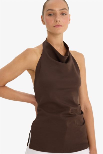 Slim Fit Halter Collar Tank Top