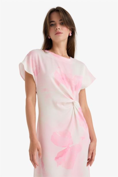 Bisiklet Yaka Batik Saten Kısa Kollu Midi Elbise