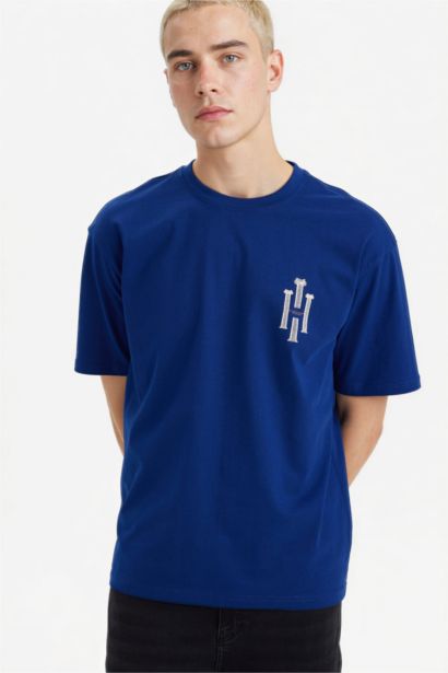 Man Short Sleeve T-Shirt