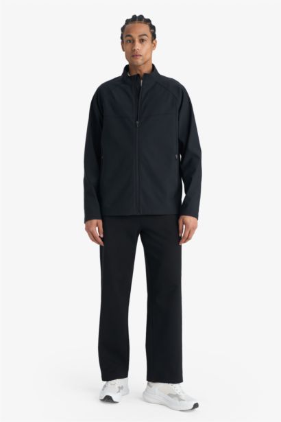 جاكيت قصة عادية برقبة عالية