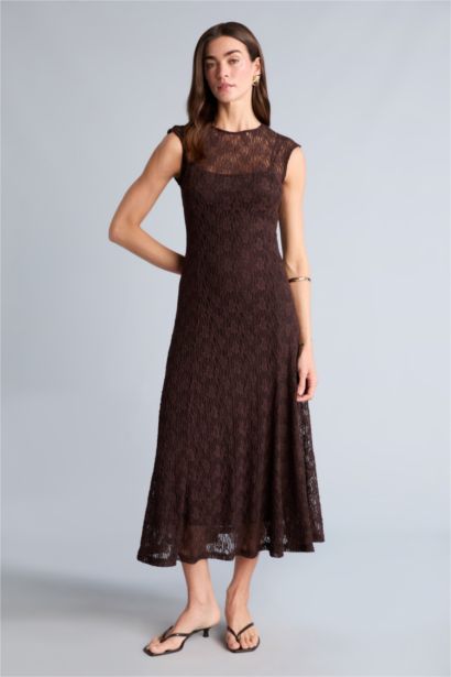 Oversize Fıtted Bisiklet Yaka Dantel Kısa Kollu Maxi Elbise