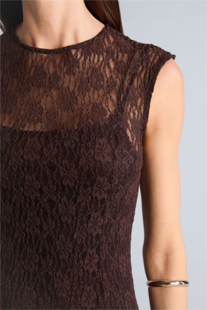 Oversize Fıtted Bisiklet Yaka Dantel Kısa Kollu Maxi Elbise