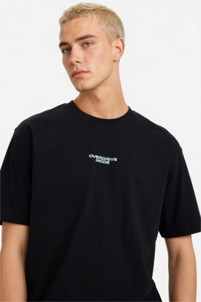 Футболка Boxy Fit с принтом из 100% хлопка