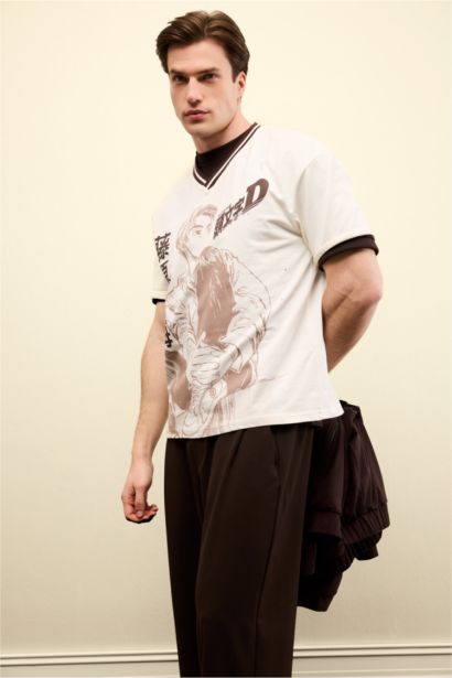 تيشيرت قصة مريحة بطبعة حرف D