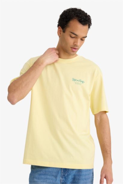 Rick and Morty Boxy Fit Crew Neck Printed T-Shirt