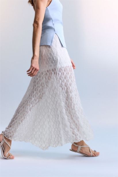 A Kesim Normal Bel Astarlı Dantel Maxi Etek