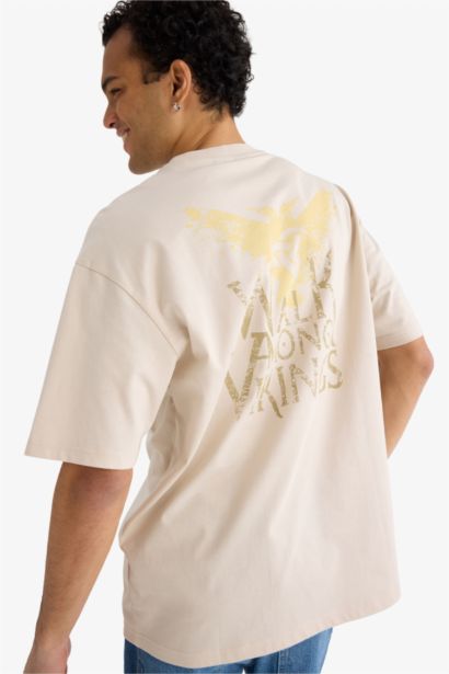 T-shirt Boxy imprimé Vikings  à col rond