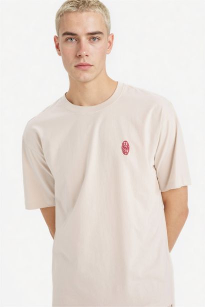 Boxy Fit Crew Neck Short Sleeve T-Shirt