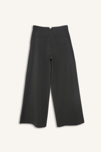 Wide Leg Double Pocket Trousers