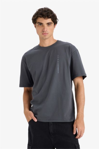 T-shirt boxy en coton imprimé au dos à col rond et manches courtes