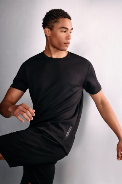 Standard Fit Side Print Sports T-Shirt