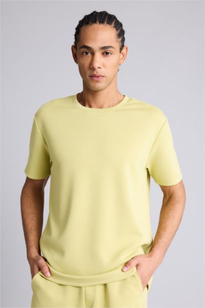 Man Short Sleeve T-Shirt