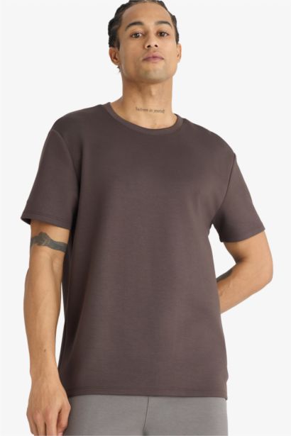 Standard Fit Crew Neck Side Printed Sports T-Shirt