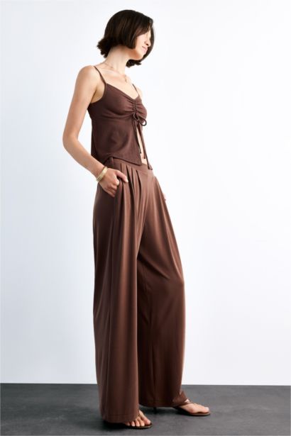 Beli Lastikli Geniş Paça Modal Pantolon