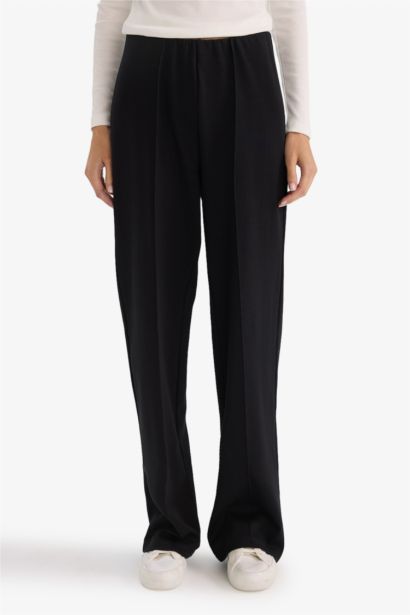 Straight Fit Elastic Waist Thick Sweatpants