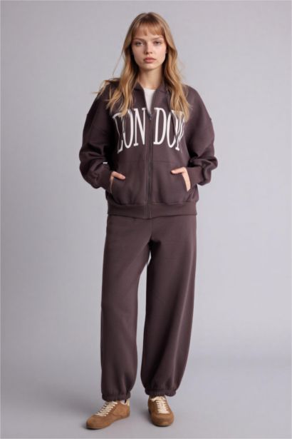 Jogger Fit Tie Waist Sweatpants