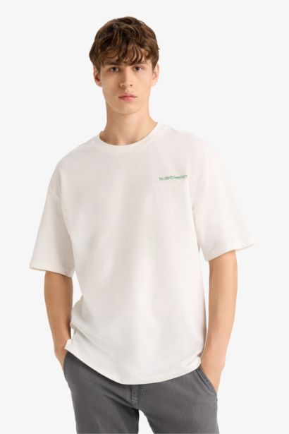 T-shirt boxy imprimé au dos à col rond et manches courtes