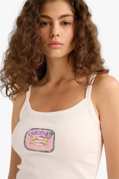 تانك توب مضلع سليم فيت مخصر مطبوع