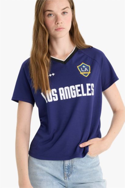 MLS Regular Fit V Yaka Baskılı Forma Kumaşı Kısa Kollu Tişört