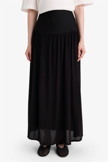 A Kesim Krinkıl Kumaş Siyah Maxi Etek