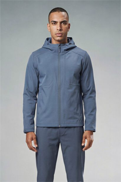 جاكيت مقاوم للماء قصة عادية بغطاء للرأس