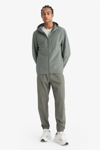 جاكيت مقاوم للماء والهواء قصة عادية بغطاء للرأس