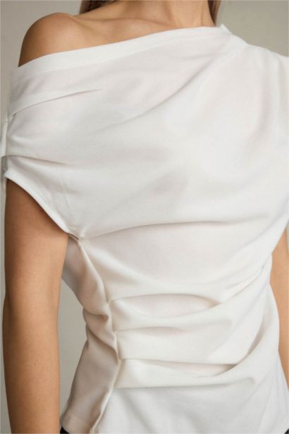 Fitted Basic One Shoulder Blouse