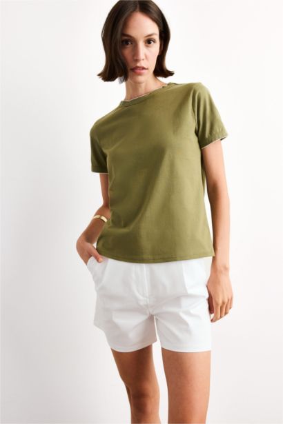 Woman Short Sleeve T-Shirt