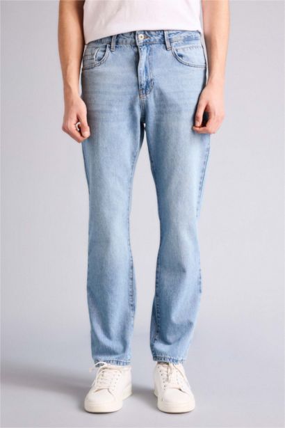 بنطلون قصة مستقيمة