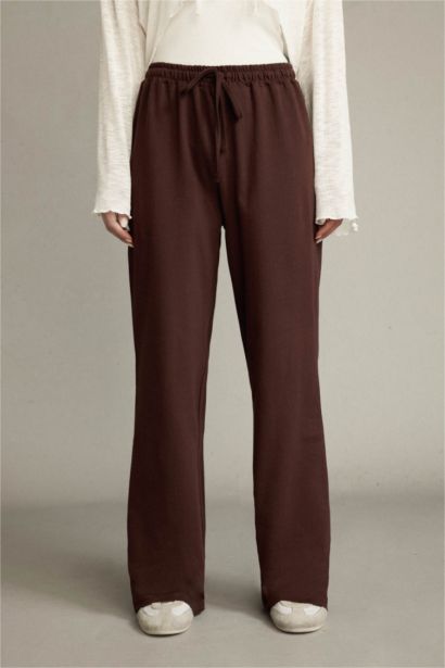 Slim Fit Three Pockets Trousers