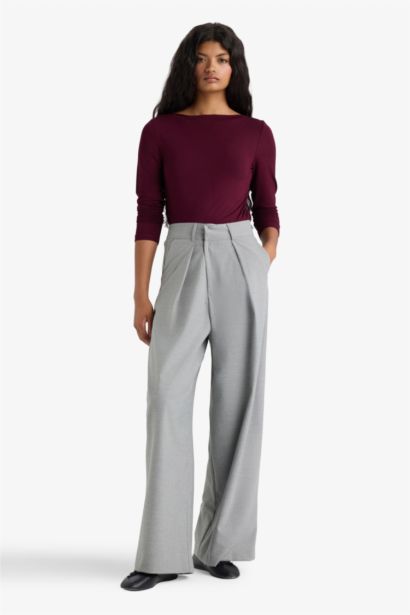 Slim Fit Boat Neck Long Sleeve T-Shirt