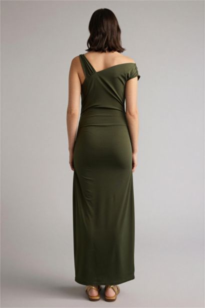 Regular Fıt Degaje Yaka Kısa Kollu Elbise