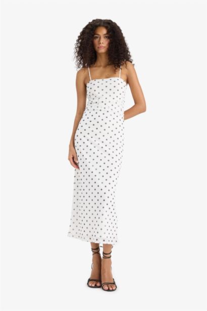 Bodycon Vücudu Saran Kare Yaka Puantiyeli Tül Askılı Midi Elbise