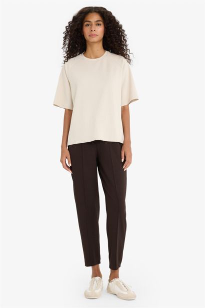 بنطرون رياضي قصة عادية بجيب و رباط