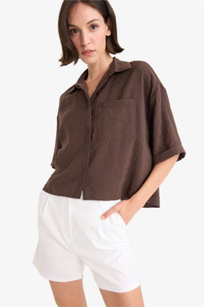 قميص نص كم نسيج مشروط قصة فضفاضة بياقة قميص