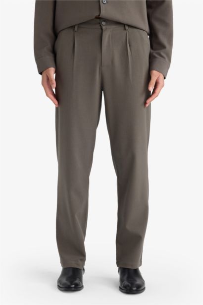 بنطلون قصة مستقيمة