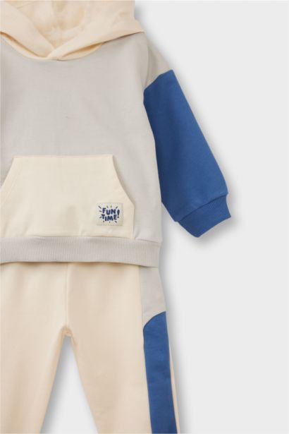 2 piece Regular Fit Hooded Set