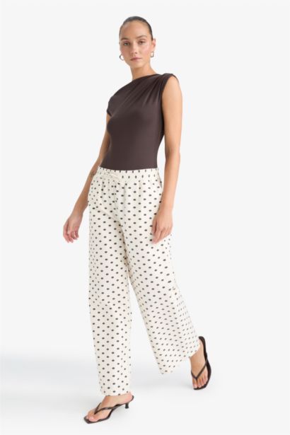 Straight Fit Double Pocket Polka Dot Trousers