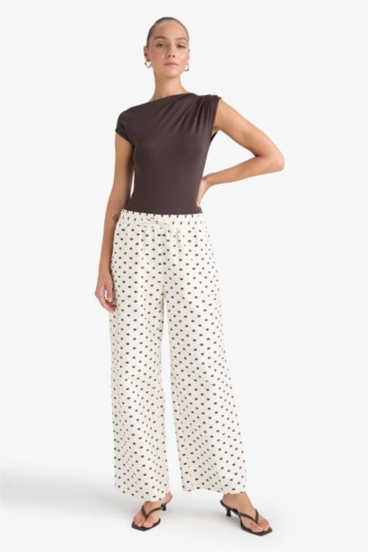 Straight Fit Double Pocket Polka Dot Trousers