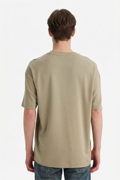 تيشيرت بريميوم أوفر سايز