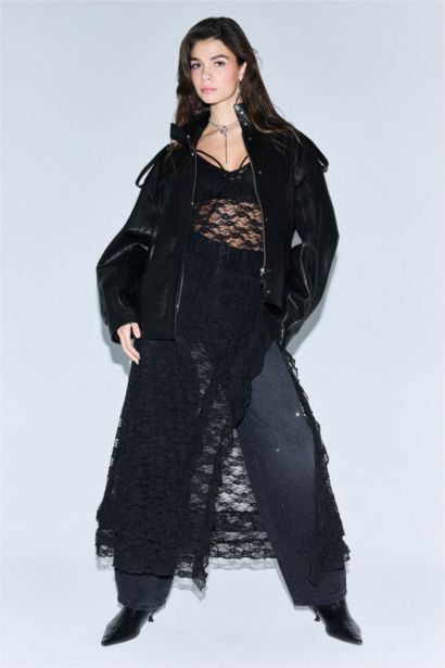 فستان طويل دانتيل بحمالات قصة A بياقة V