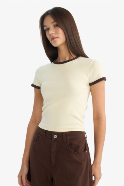 Woman Short Sleeve T-Shirt