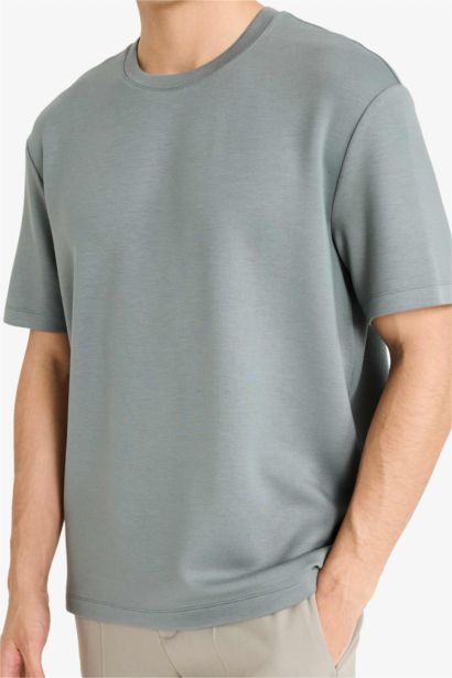 تيشيرت نص ردن قصة عادية ورقبة مستديرة