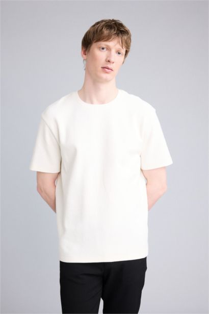 Regular Fit Crew Neck Short Sleeve T-Shirt