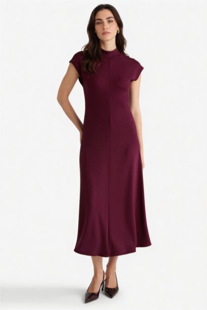 Yarım Balıkçı Yaka Ribana Kısa Kollu Midi Elbise